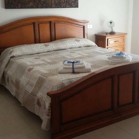 "La Casa Di Mariagrazia" Rooms Con Cucina Condivisa E Terrazza Sammichele Di Bari Exterior foto