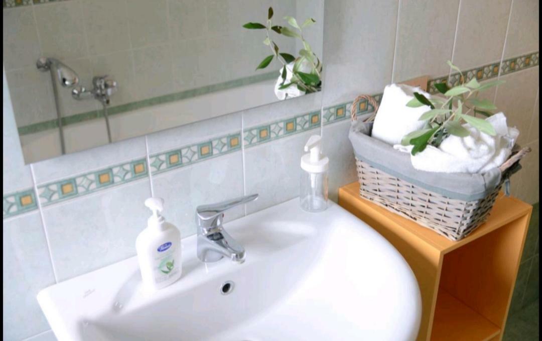 "La Casa Di Mariagrazia" Rooms Con Cucina Condivisa E Terrazza Sammichele Di Bari Exterior foto