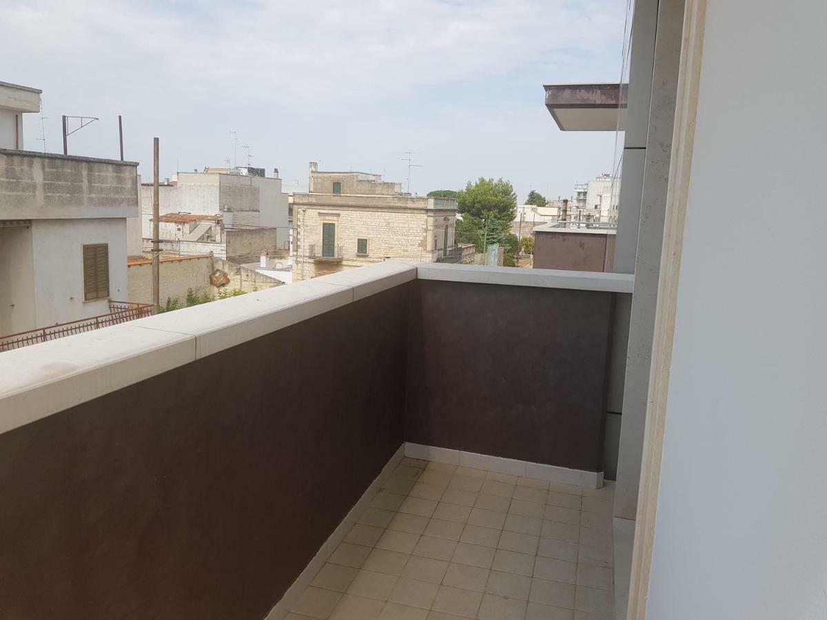 "La Casa Di Mariagrazia" Rooms Con Cucina Condivisa E Terrazza Sammichele Di Bari Habitación foto